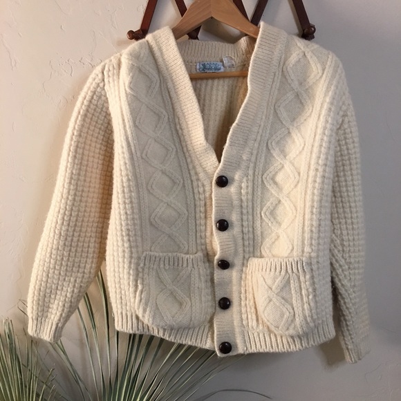 Vintage Sweaters - Vintage Blarney pure Irish wool cream knit sweater